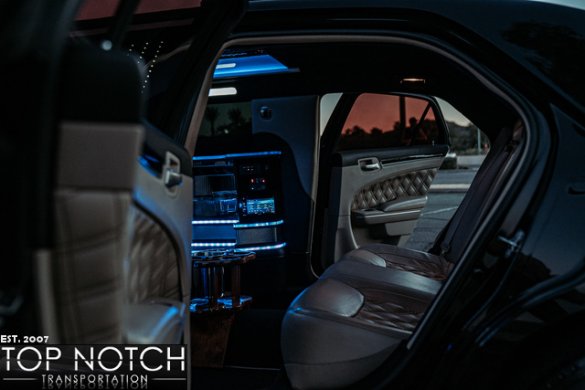 2014 Chrysler 300 Limousine for Sale in Scottsdale, AZ - Photo 3