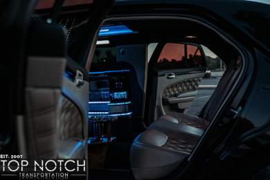2014 Chrysler 300 Limousine for Sale in Scottsdale, Arizona, US - Photo 3