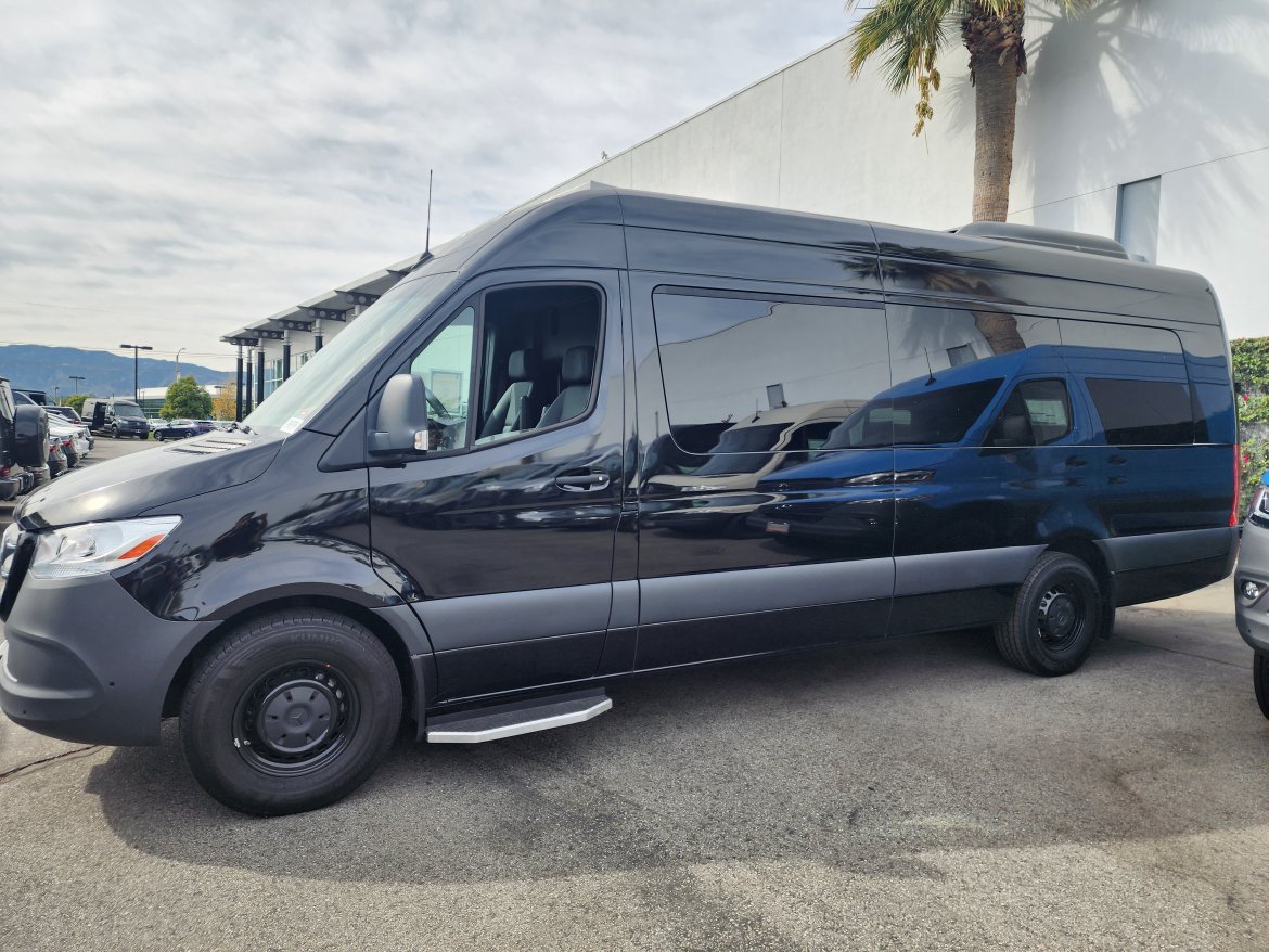 Limousine for Sale in valencia, CA - Photo 7