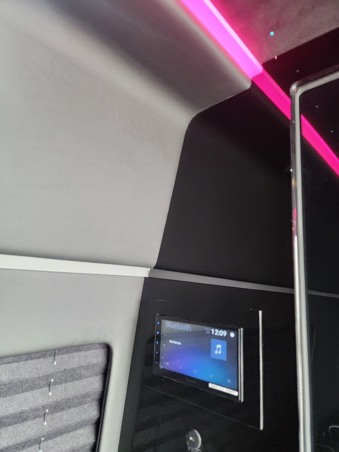 Limousine for Sale in valencia, CA - Photo 13
