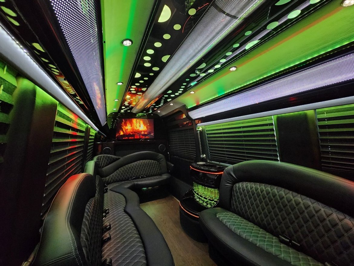 Sprinter for Sale in Erie, PA - Photo 4