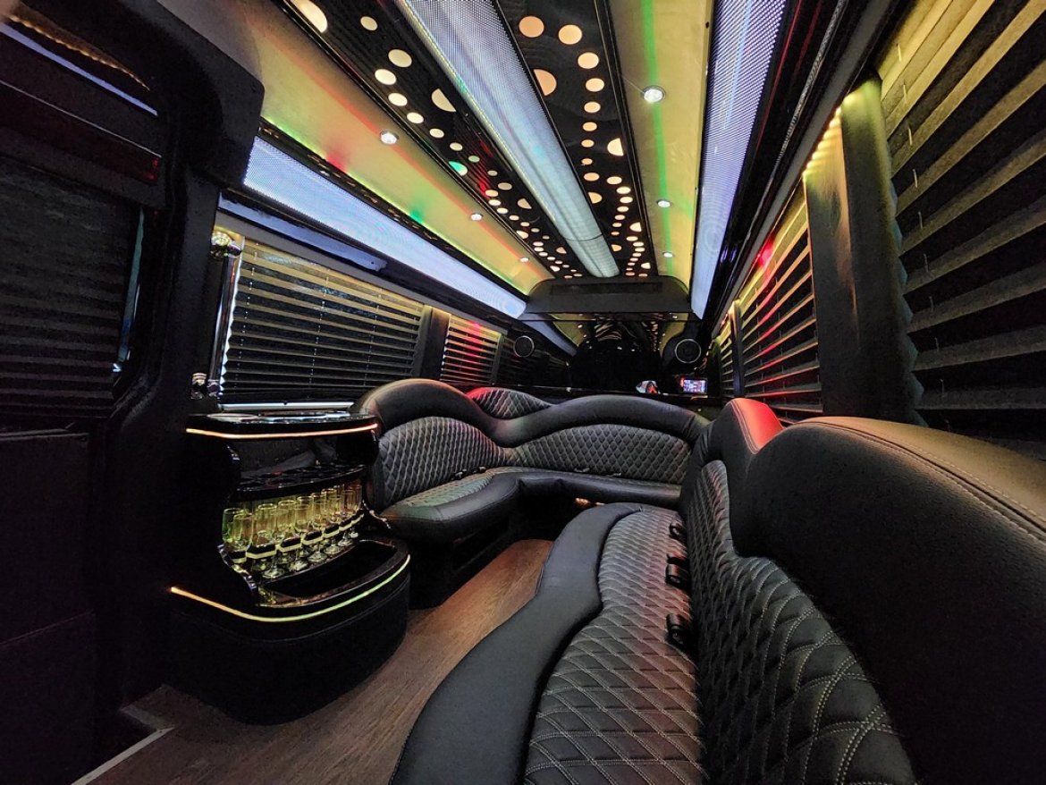 Sprinter for Sale in Erie, PA - Photo 7