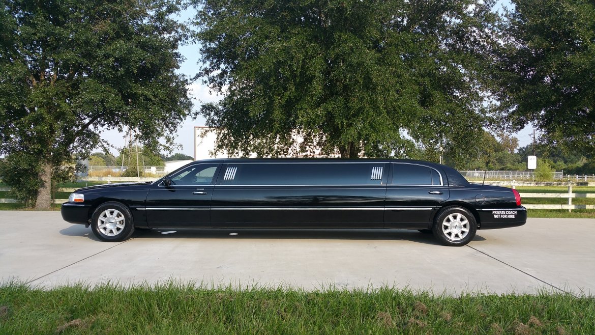 Photo of Limousine for sale: 2008 Lincoln TownCar 120&quot; by Krystal