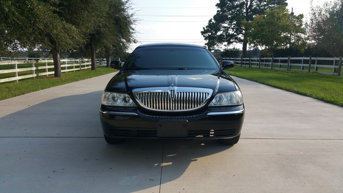 Photo of Limousine for sale: 2008 Lincoln TownCar 120&quot; by Krystal
