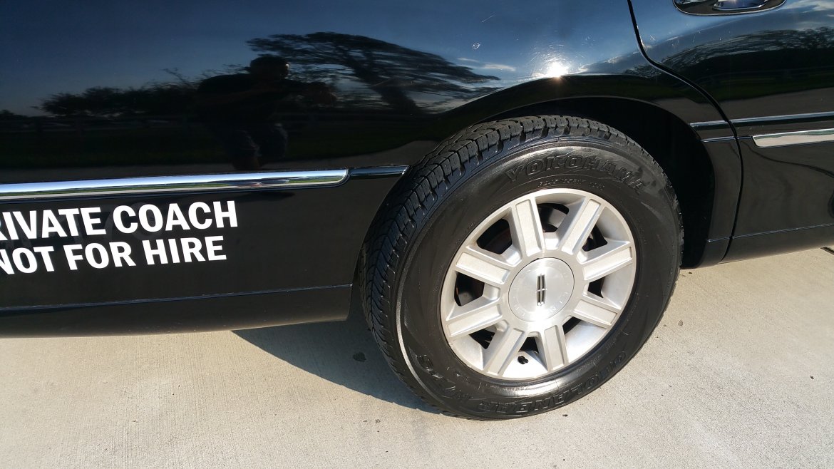 Photo of Limousine for sale: 2008 Lincoln TownCar 120&quot; by Krystal