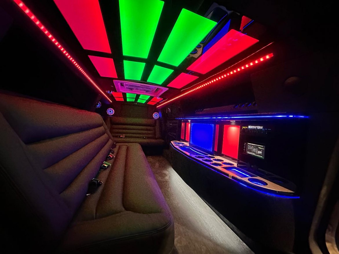 Limousine for Sale in Springfield, MO - Photo 2