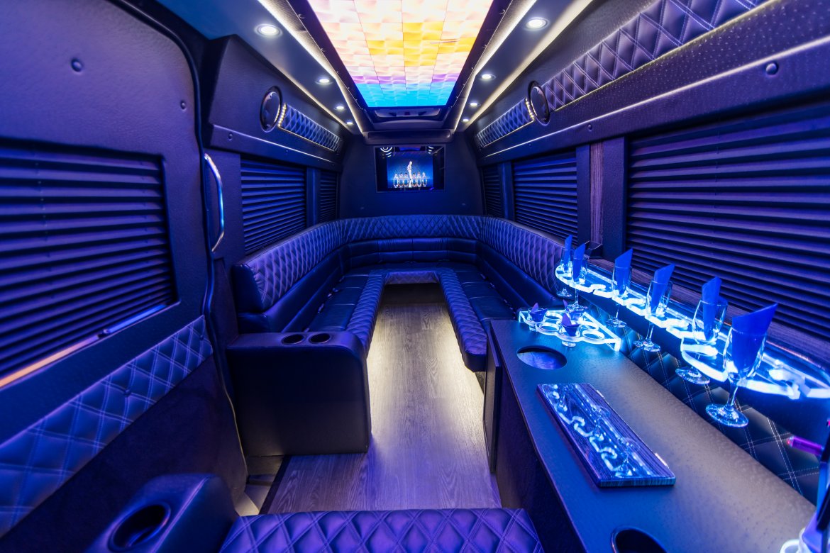 Sprinter for Sale in Fort Myers, FL - Photo 4
