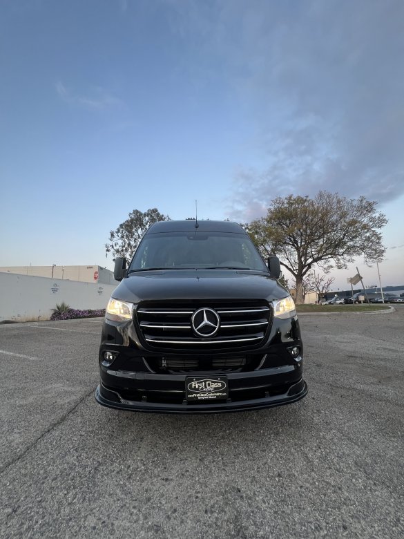 2024 Platinum Big Toys Mercedes-Benz 14px Limo Sprinter Sprinter