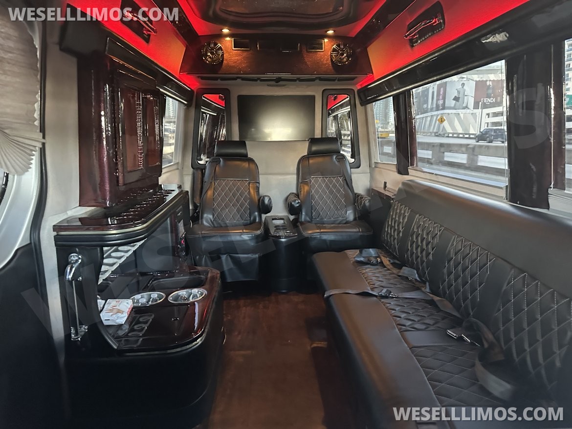 Photo of Sprinter for sale: 2008 Freightliner 2500 Sprinter 140&quot; by Mid-west/ other Customs