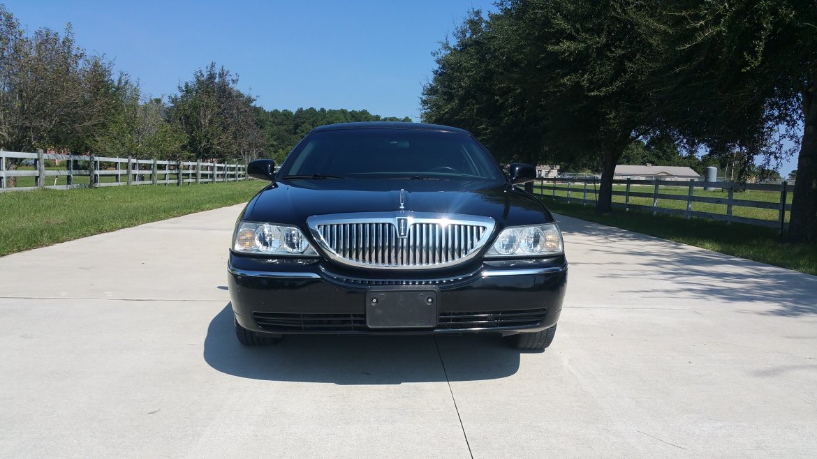Photo of Limousine for sale: 2009 Lincoln TownCar 120" by Krystal