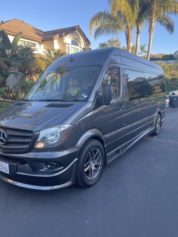 2016 Mercedes-Benz SPRINTER CEO SUV Mobile Office for Sale in Laguna Niguel, CA - Photo 3