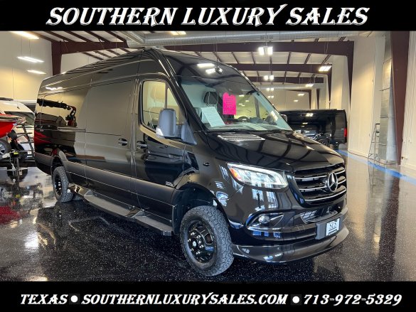 2024 Mercedes-Benz Buisness Class Club J Sprinter for Sale in Cypress, TX - Main Photo