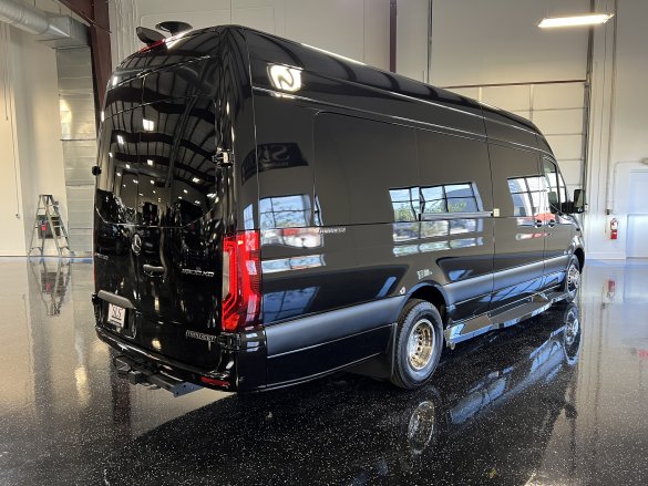 2024 Mercedes-Benz Buisness Class Club J Sprinter for Sale in Cypress, TX - Photo 3