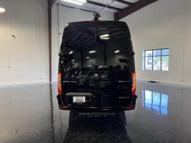 2024 Mercedes-Benz Buisness Class Club J Sprinter for Sale in Cypress, Texas, US - Photo 4