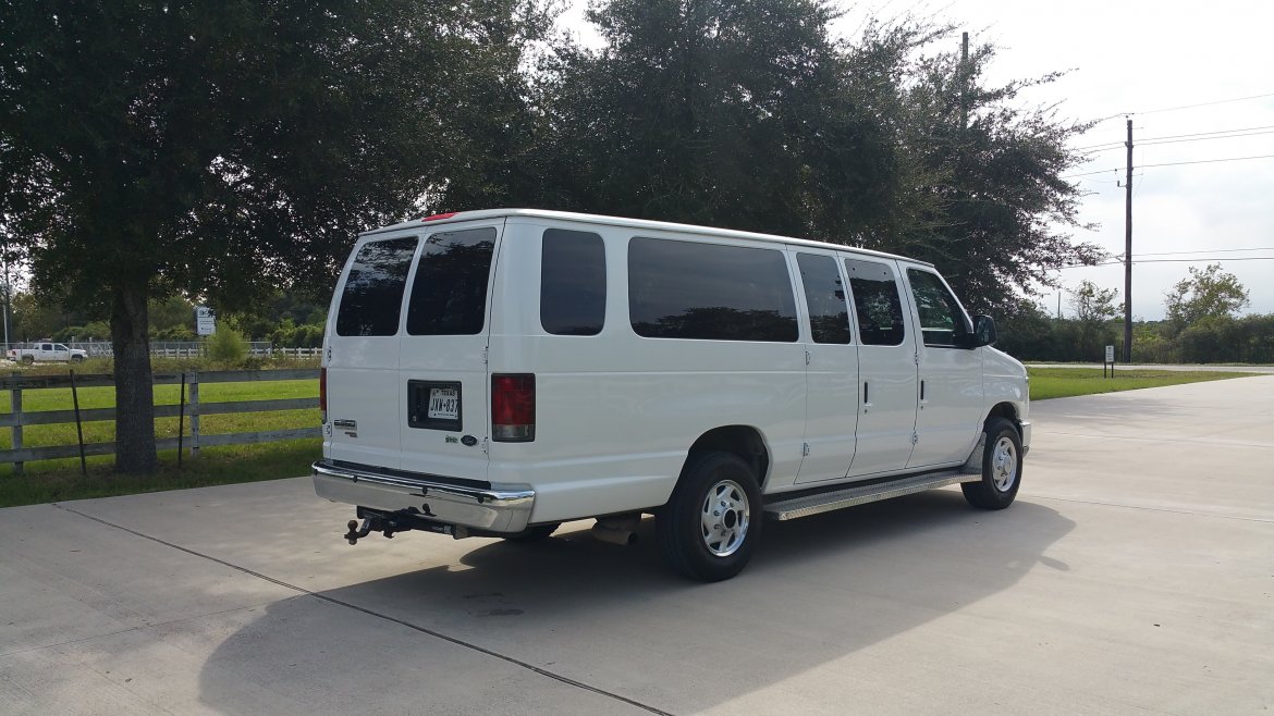 Photo of Sprinter for sale: 2010 Ford E-350 XLT Super Duty w/Advance Trac &amp; Flex Fuel by Ford