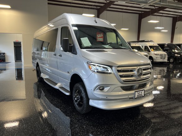 2024 Mercedes-Benz Buisness Class Club J Sprinter for Sale in Cypress, TX - Main Photo