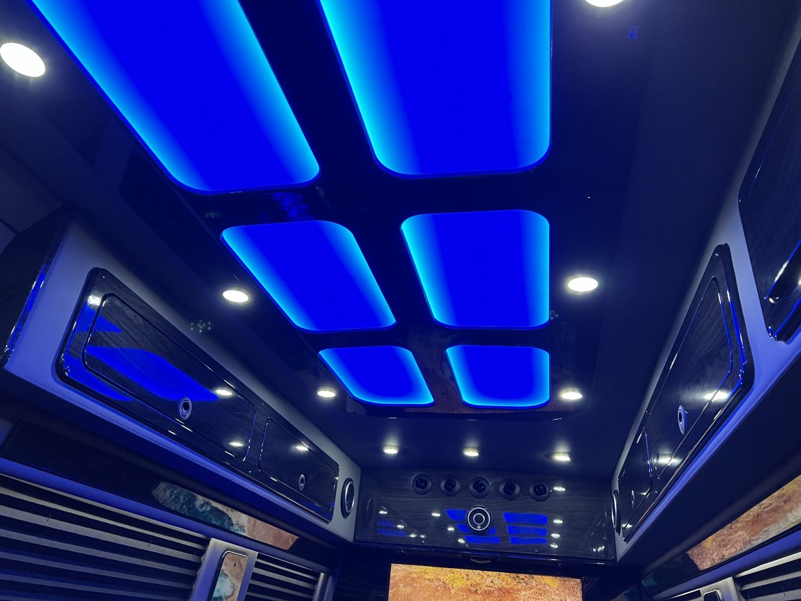 Sprinter for Sale in Cypress, TX - Photo 27