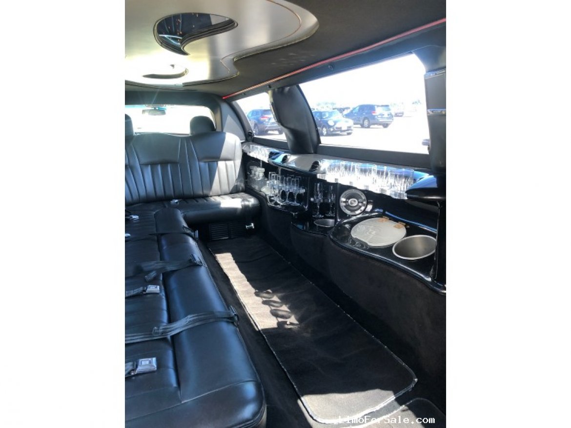 Used 2007 Lincoln Town Car Limousine for sale in Scituate, MA WS16995