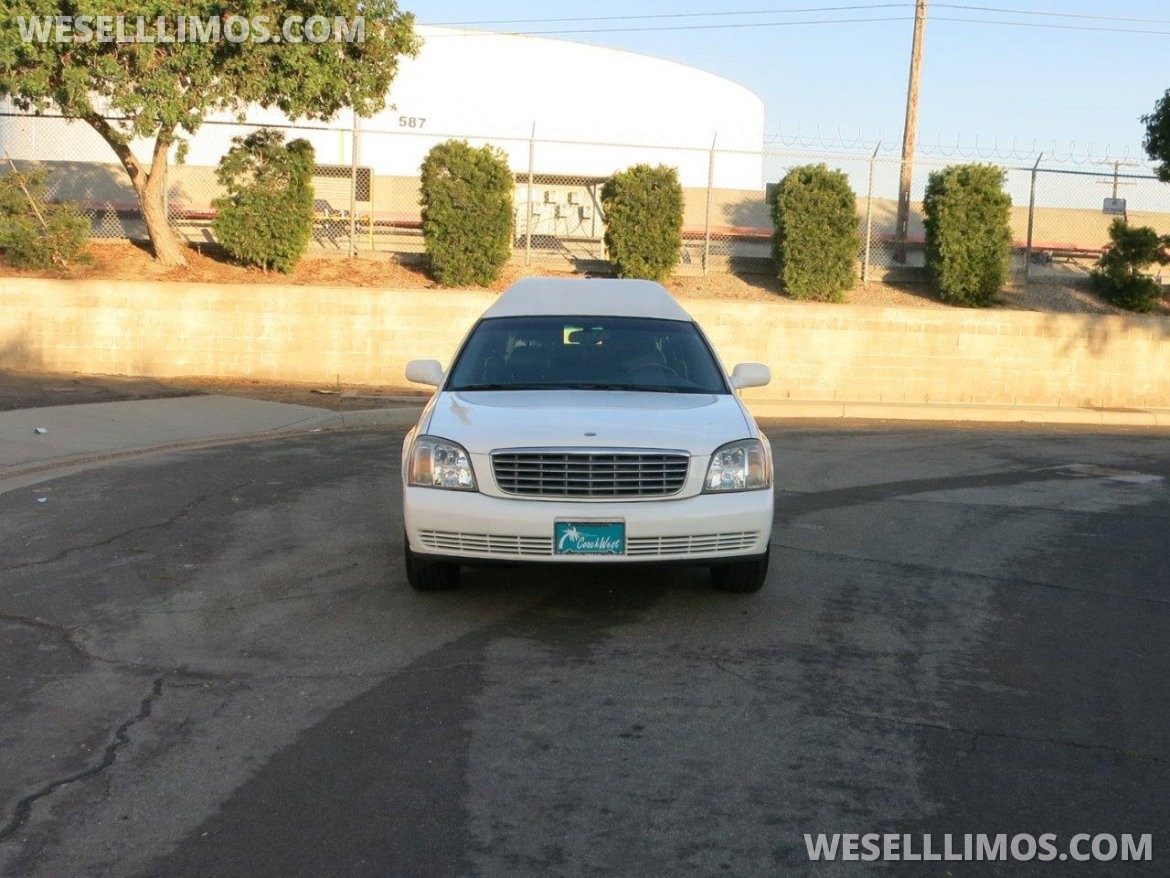 2005 Federal Coach Cadillac Deville 6-Door Stretch Hearse - Photo 2