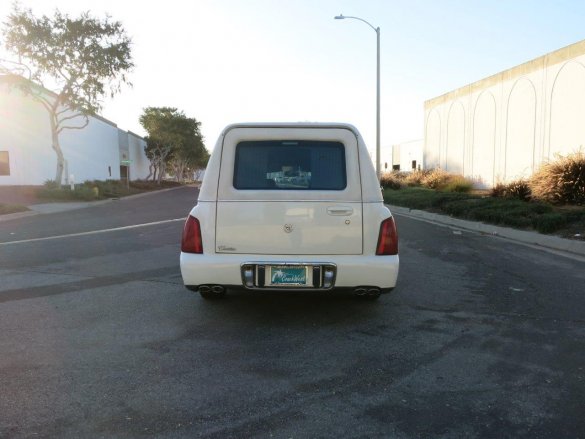 2005 Federal Coach Cadillac Deville 6-Door Stretch Hearse