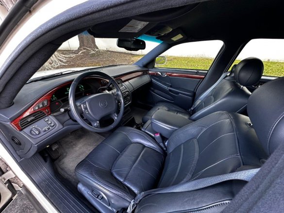 2005 Federal Coach Cadillac Deville 6-Door Stretch Hearse