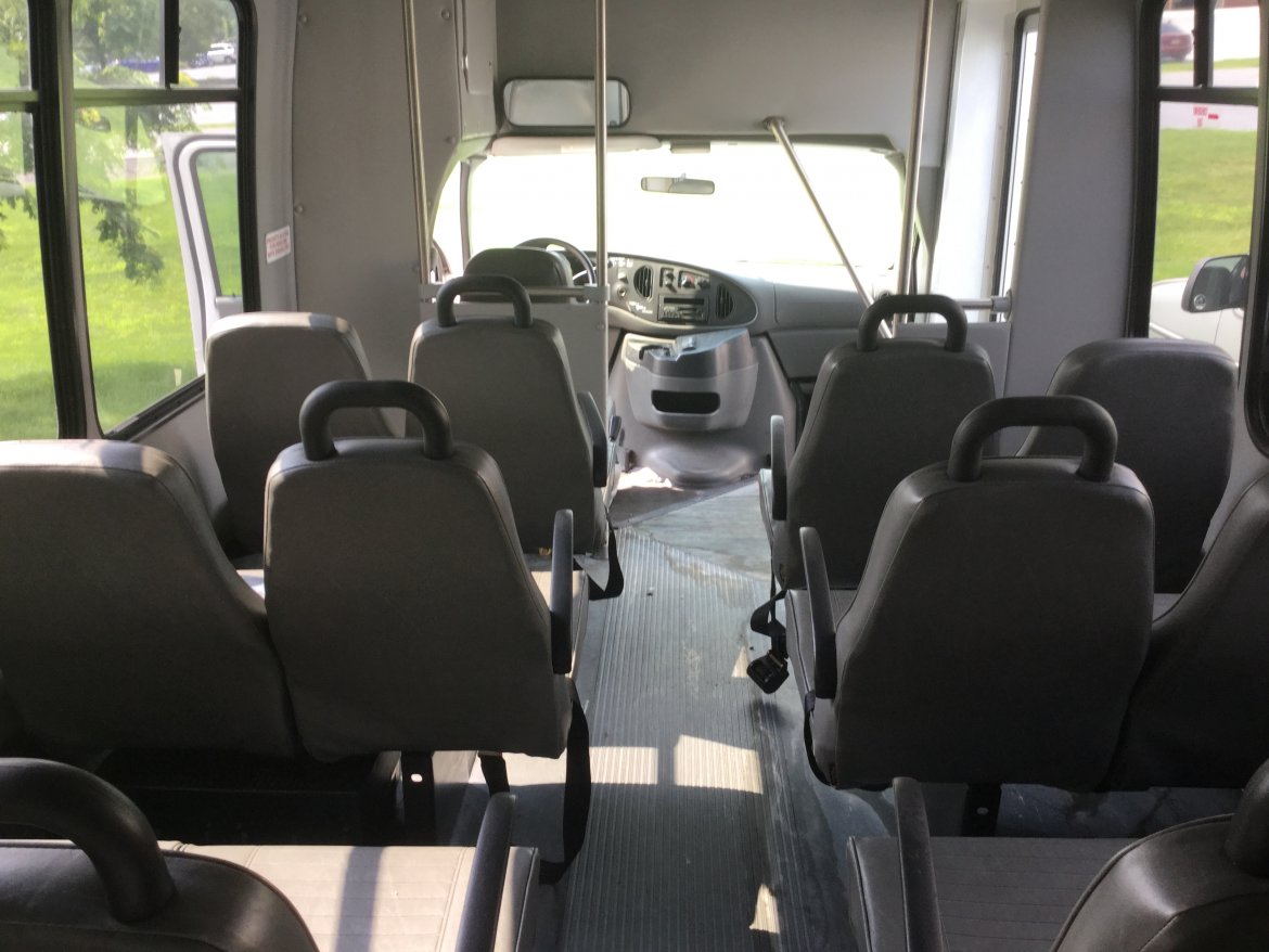 Photo of Sprinter for sale: 2006 Ford E450 by Elkhart Coach