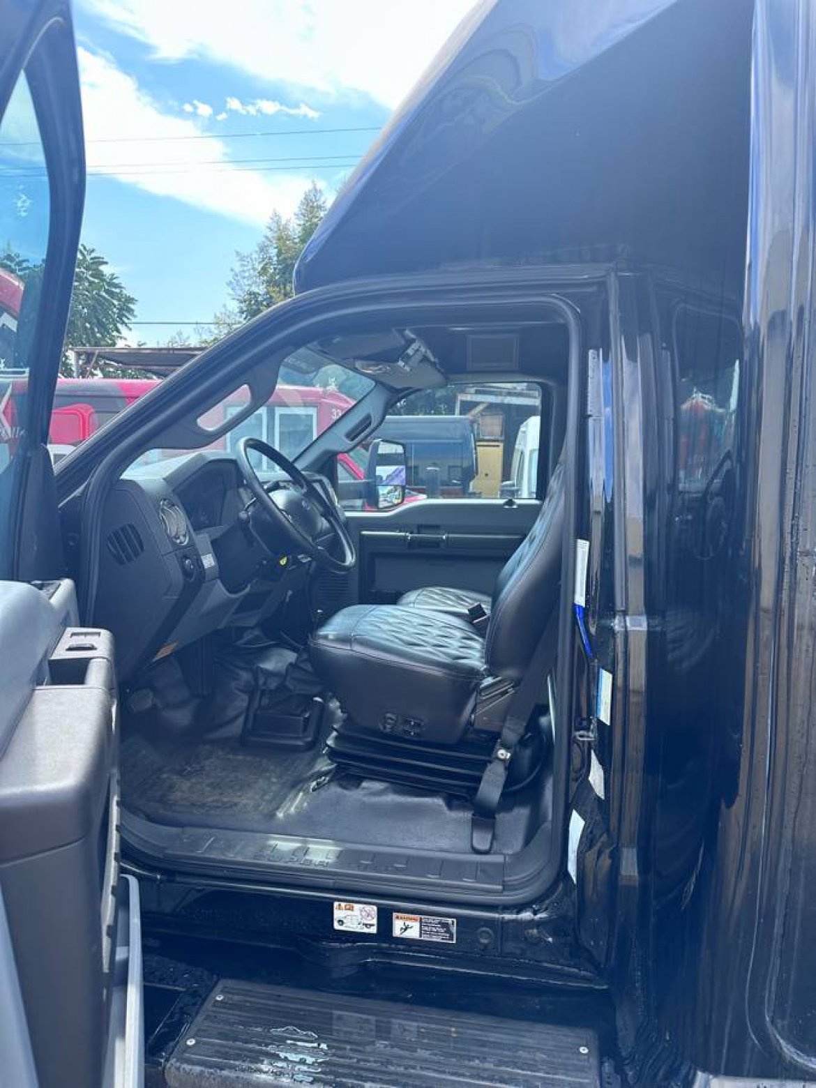 Executive Shuttle for Sale in Anaheim, CA - Photo 9