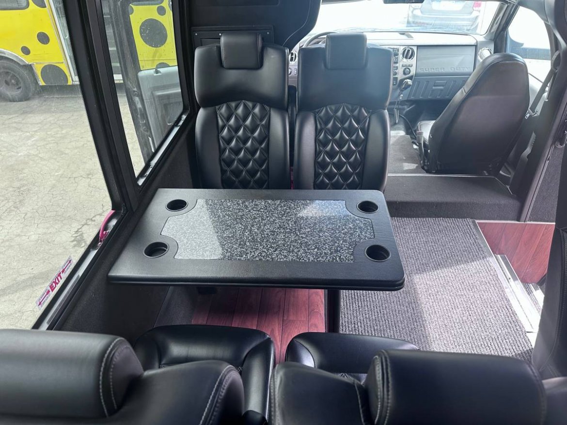 Executive Shuttle for Sale in Anaheim, CA - Photo 2