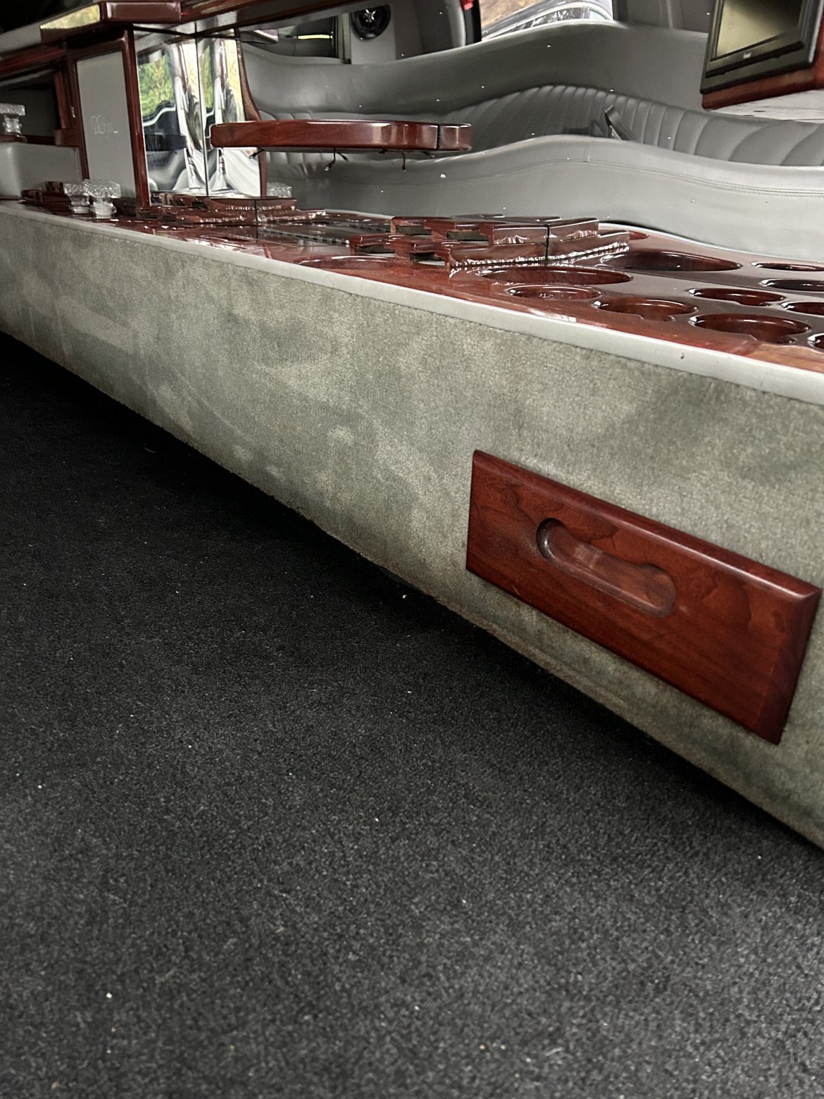 Limousine for Sale in Smyrna, GA - Photo 5