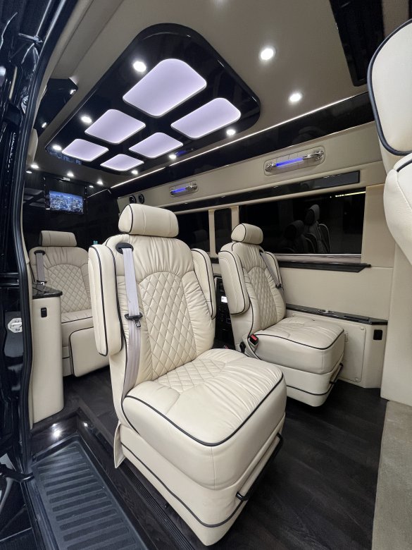 2019 Mercedes-Benz 3500 Daycruiser Sprinter Sprinter for Sale in Richmond, VA - Main Photo