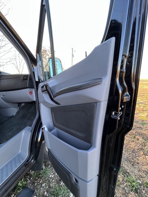 2017 Mercedes-Benz Sprinter 2500 Sprinter for Sale in Boonville, MO - Photo 3