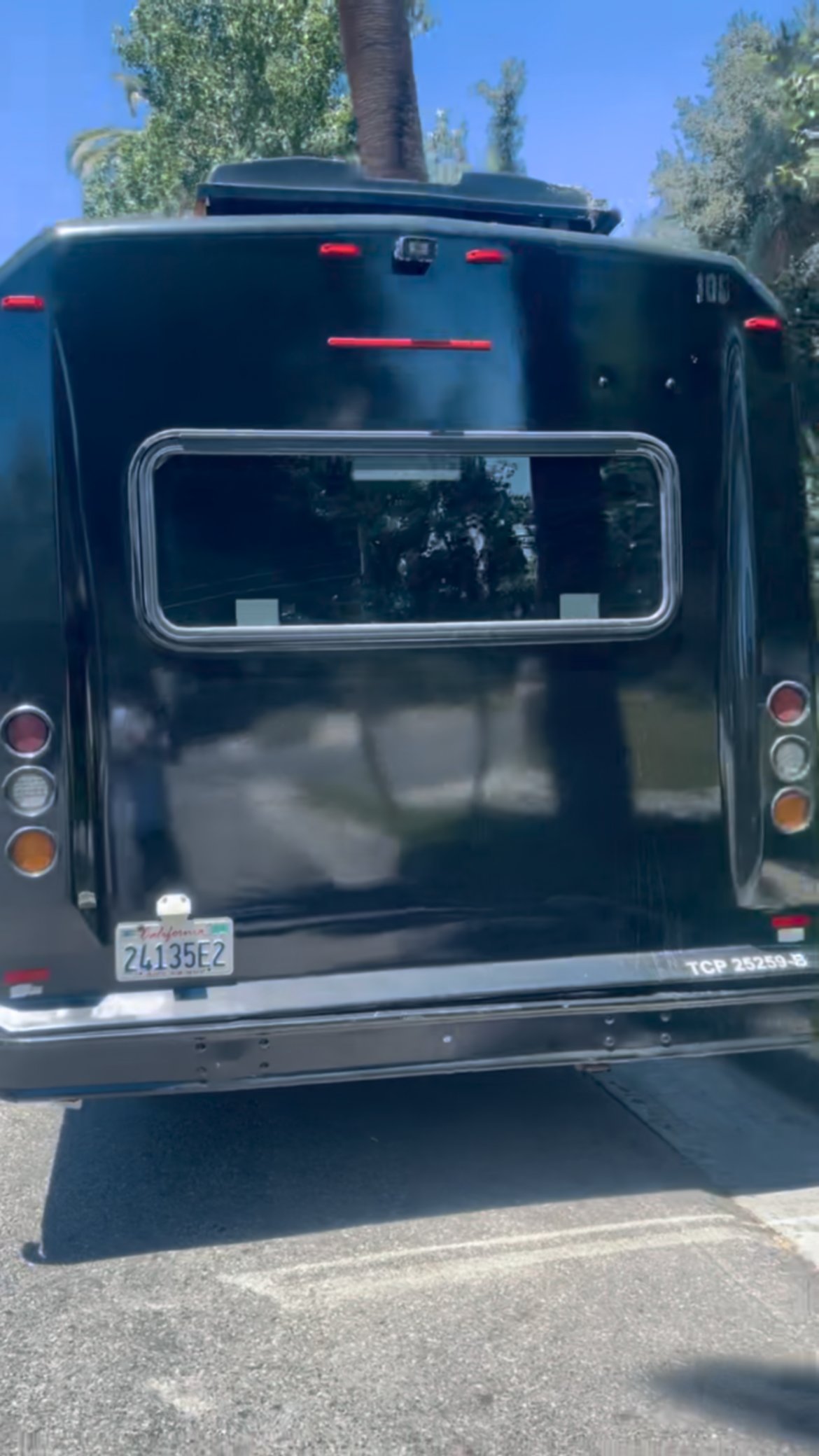 Limo Bus for Sale in Antioch, CA - Photo 5