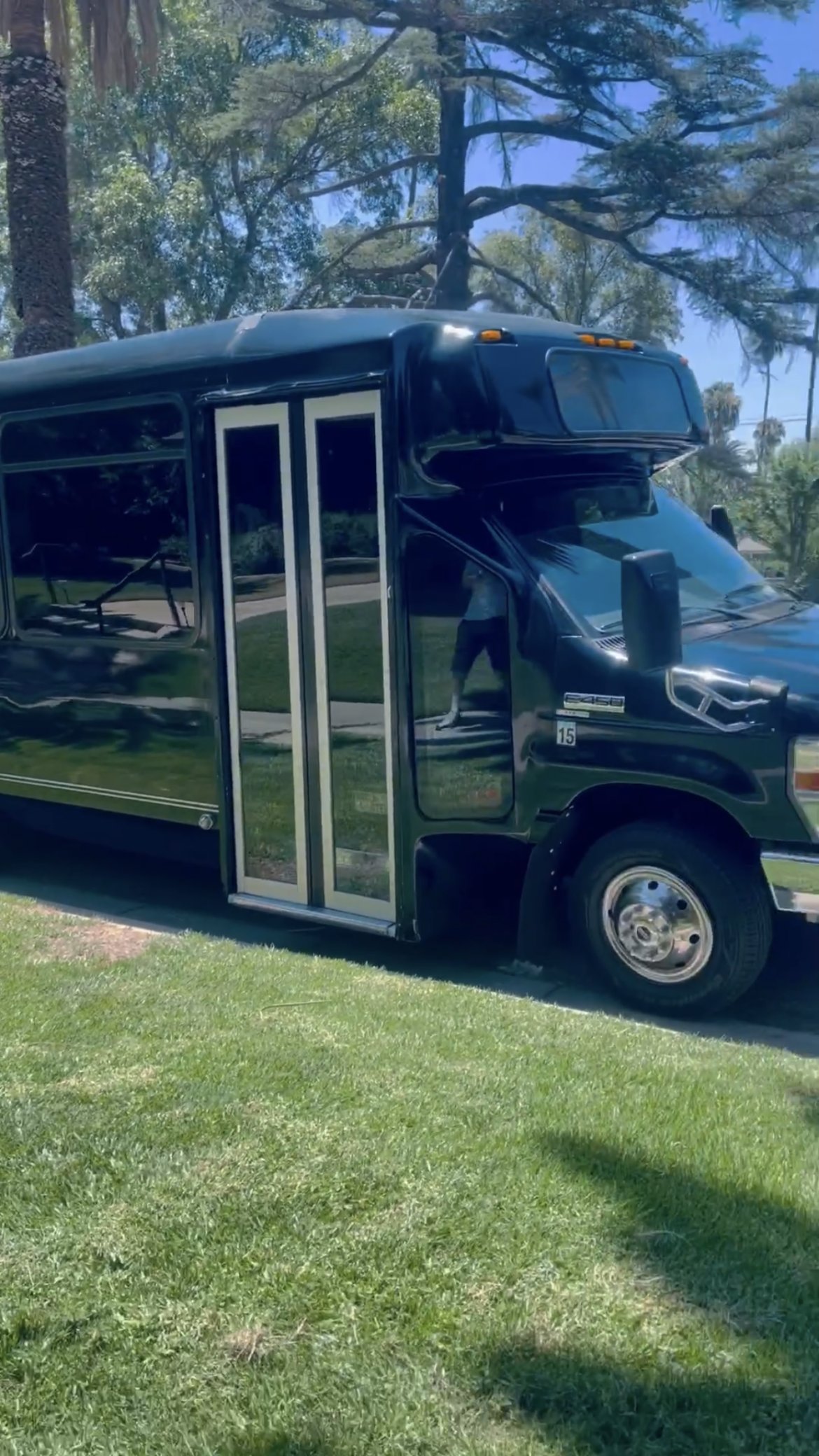 Limo Bus for Sale in Antioch, CA - Photo 7