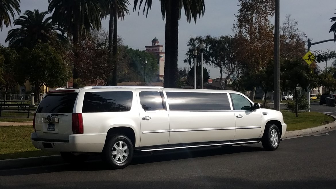 Photo of Limousine for sale: 2007 Cadillac Escalade by Pinnacle