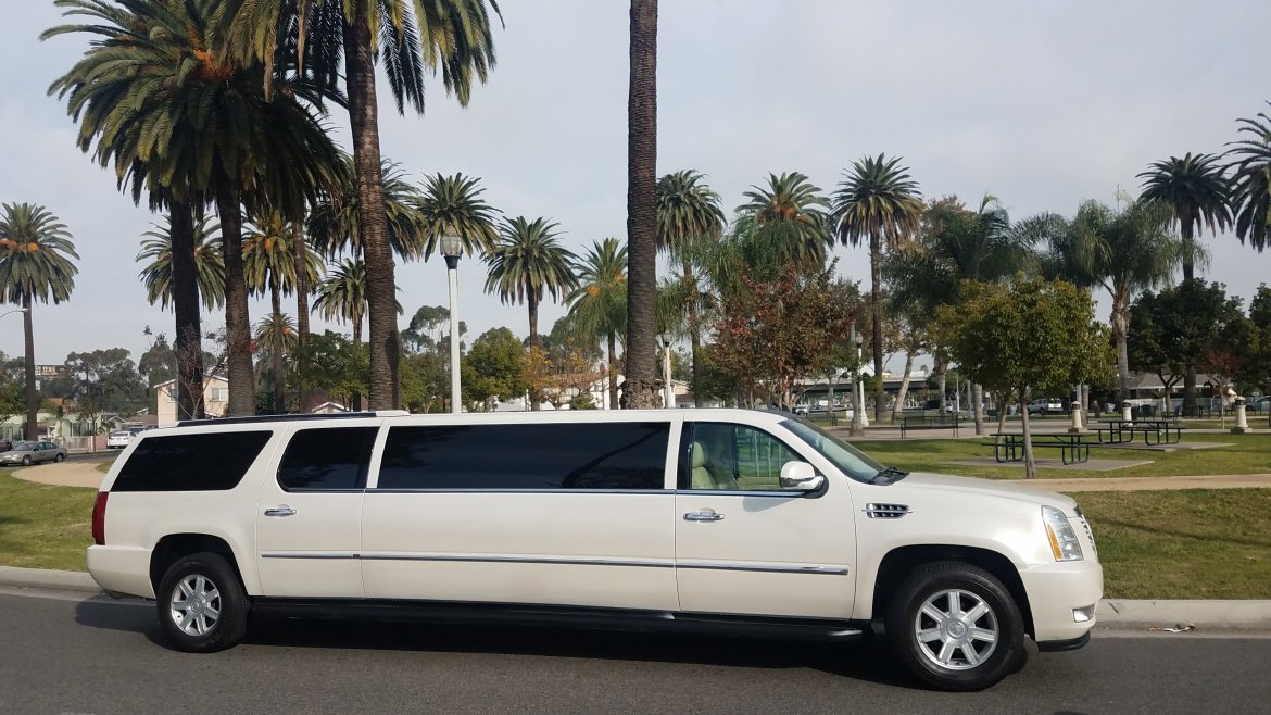 Photo of Limousine for sale: 2007 Cadillac Escalade by Pinnacle