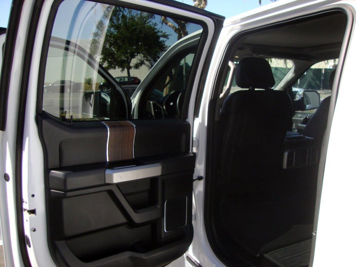 Photo of Truck for sale: 2015 Ford F-150 by  Ford