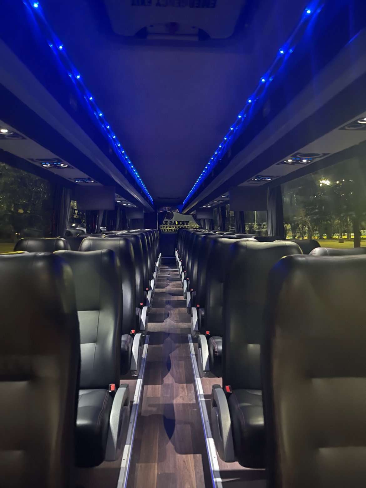 Motorcoach for Sale in Fort Worth, TX - Photo 2
