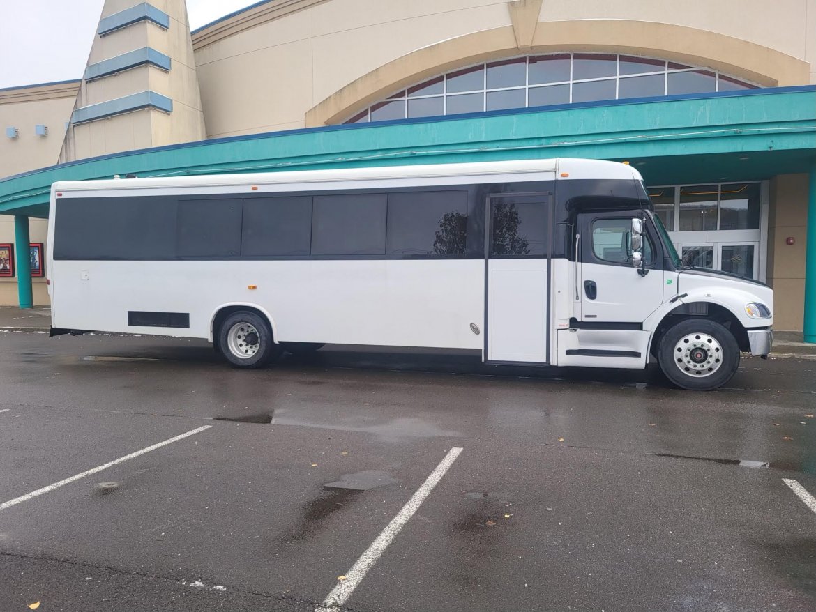 Motorcoach for sale: 2012 Freightliner 16M by Ameritrans