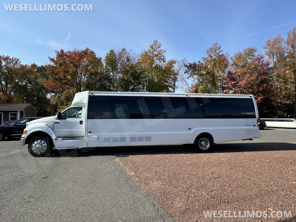 Shuttle Bus for Sale in Morganville, NJ - Photo 3