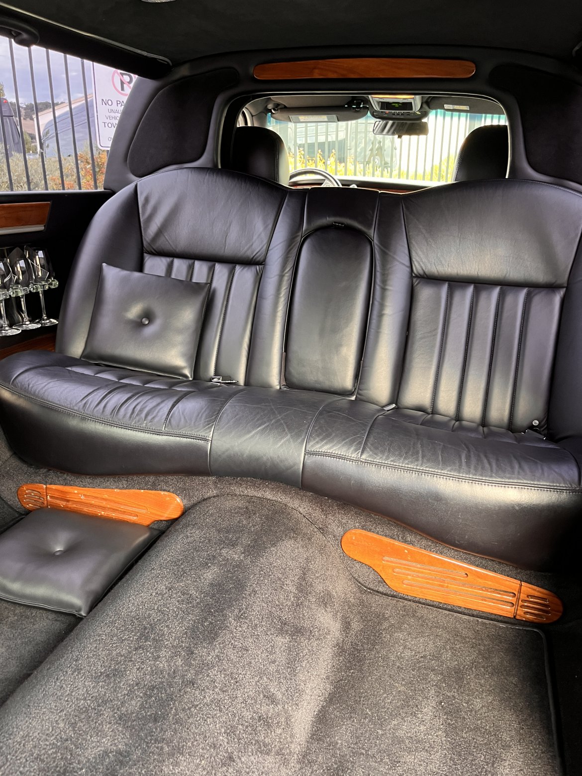 Limousine for Sale in Napa, CA - Photo 9