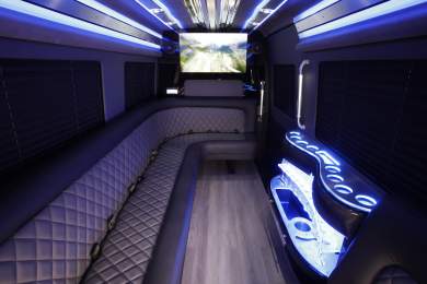 2023 SPV Conversions Mercedes-Benz sprinter 3500 Limousine