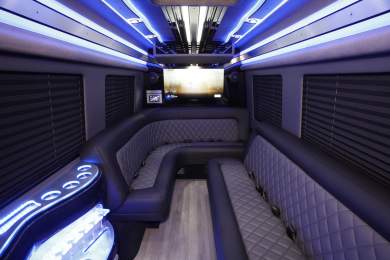 2023 SPV Conversions Mercedes-Benz sprinter 3500 Limousine