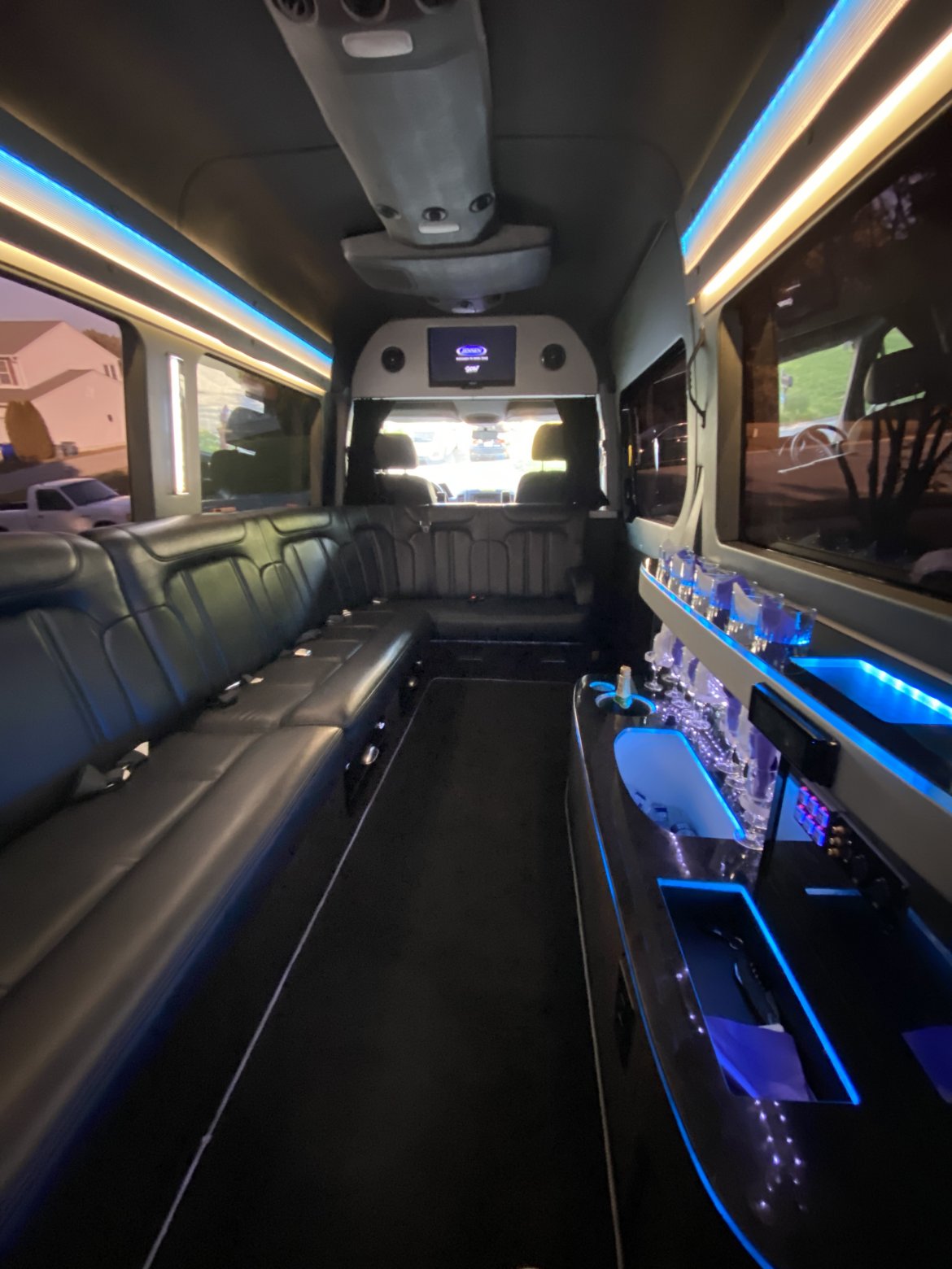 Limo Bus for Sale in Elkridge, MD - Photo 7