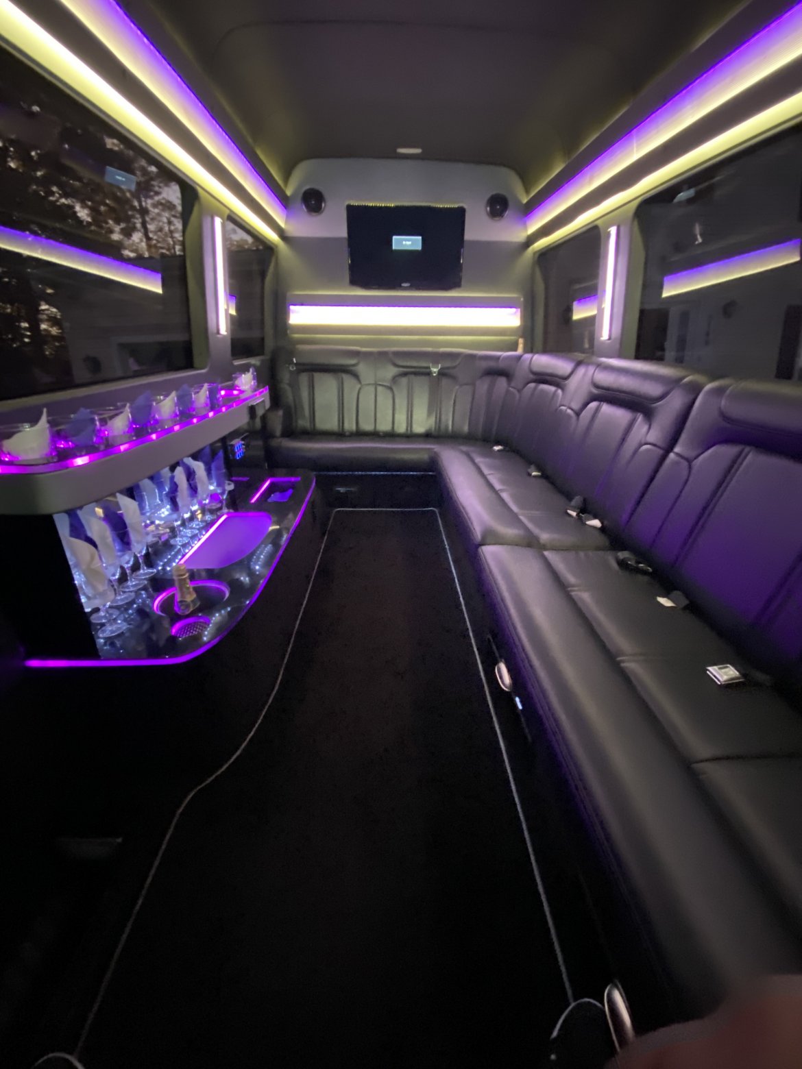 Limo Bus for Sale in Elkridge, MD - Photo 8