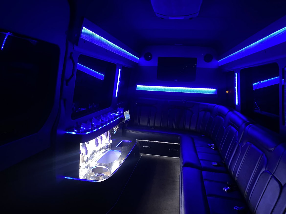 Limo Bus for Sale in Elkridge, MD - Photo 12