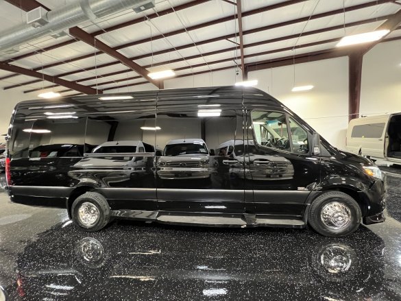 2024 Mercedes-Benz Buisness Class Club J #13253 Sprinter for Sale in Cypress, TX - Photo 2