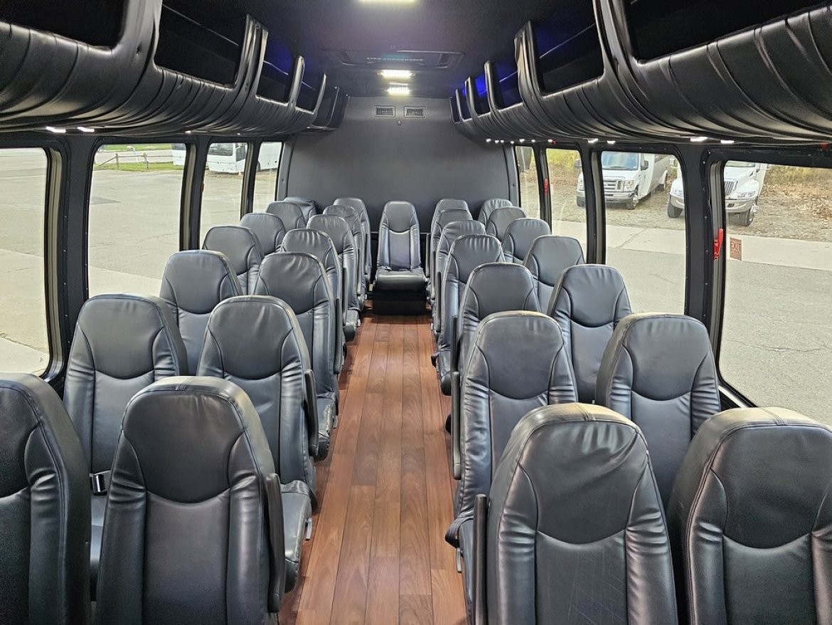 Shuttle Bus for Sale in Erie, PA - Photo 13