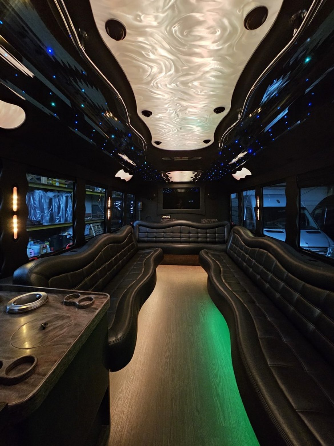 Limo Bus for Sale in Erie, PA - Photo 4