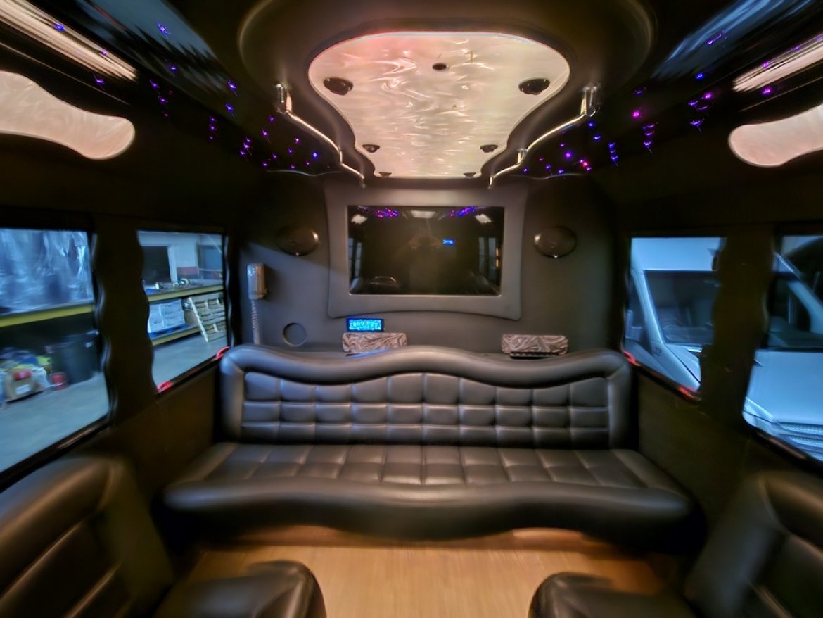 Limo Bus for Sale in Erie, PA - Photo 6