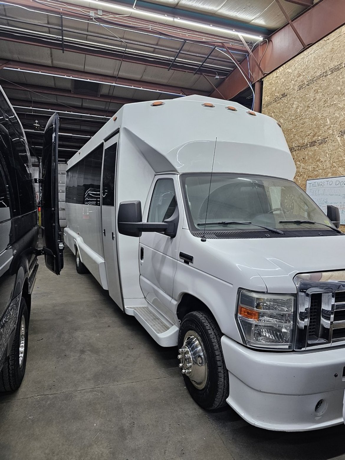 Limo Bus for Sale in Erie, PA - Photo 21
